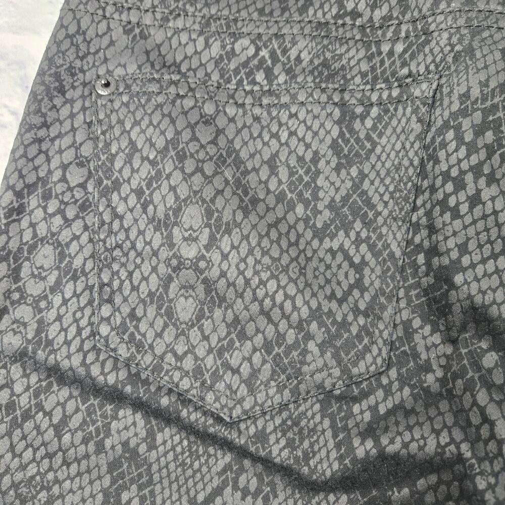Celebrity Pink Original Denim Jeans Black Snakeskin Mobwife Print Skinny size 5 - Picture 12 of 16
